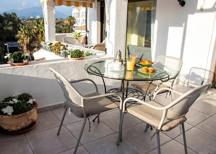 Jardines Banus Apt 公寓 *