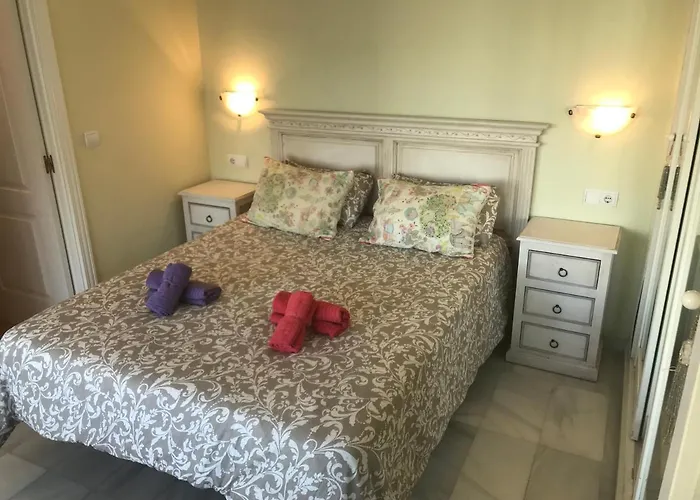 Jardines Banus Apt דירה