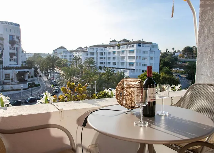 Jardines Banus Apt *