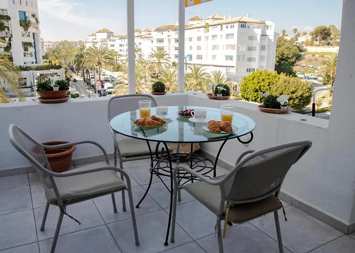 Jardines Banus Apt מארבלה