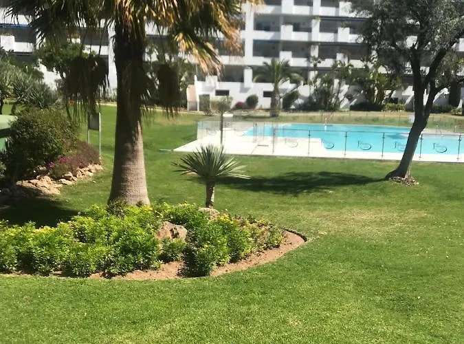 Jardines Banus Apt מארבלה